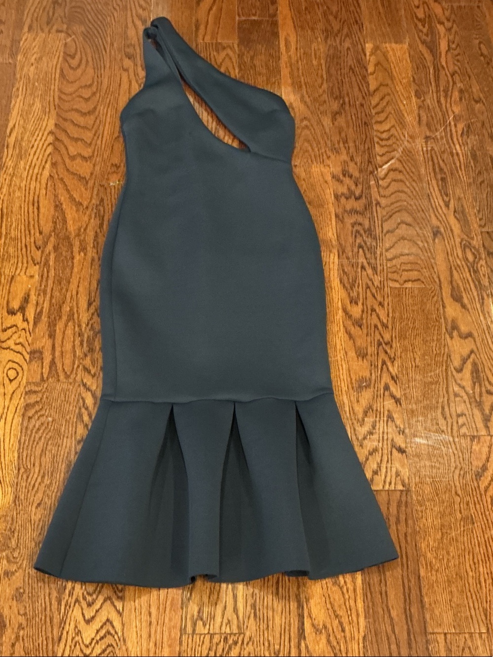 Navy cocktail dress size 6